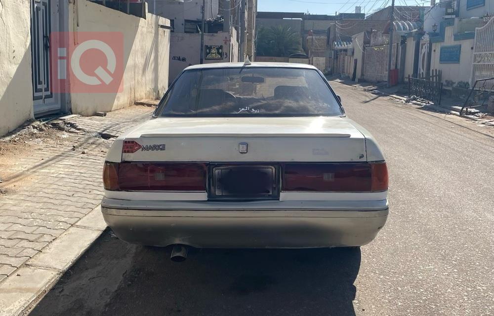 تويوتا كراون